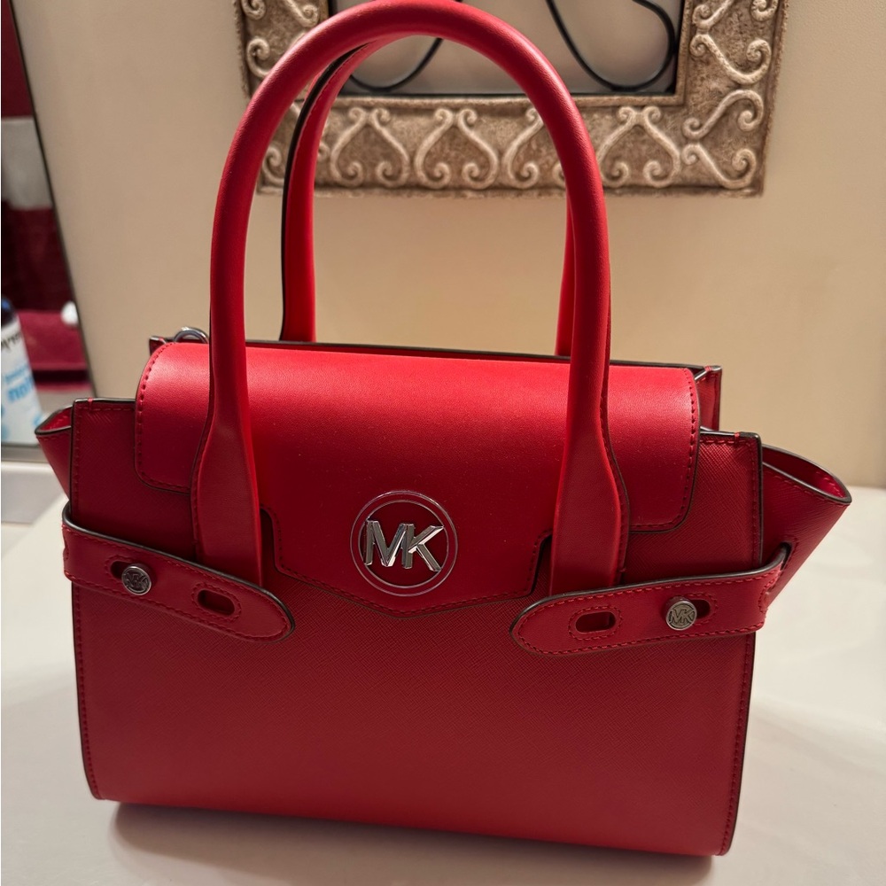 Michael Kors Carmen Medium flap satchel crossbody
Gently used with tags